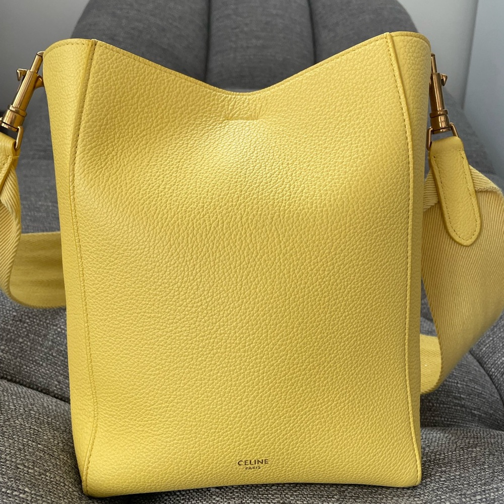 (SOLD) Celine Soft Grained Calfskin Small Sangle Bucket Bag